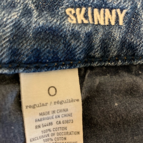 American Eagle distressed skinny jeans - Picture 4 of 4